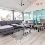 10 Person In Bindslev-by Traum * Bindslev